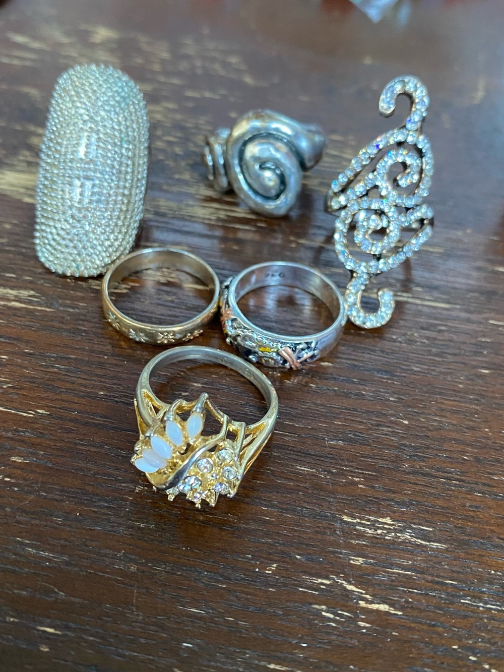 6pc. Various Style Ring Bundle - Picture 2 of 8